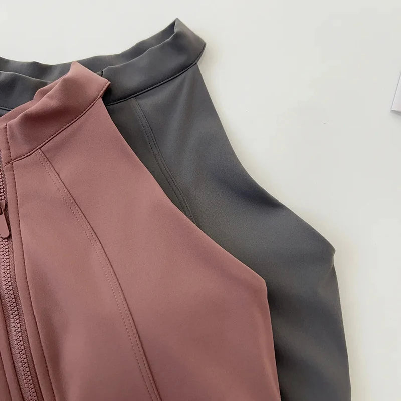 “Flexoora Women’s Zipper Sleeveless Slim Yoga Vest – Chest‑Pad Training Top”